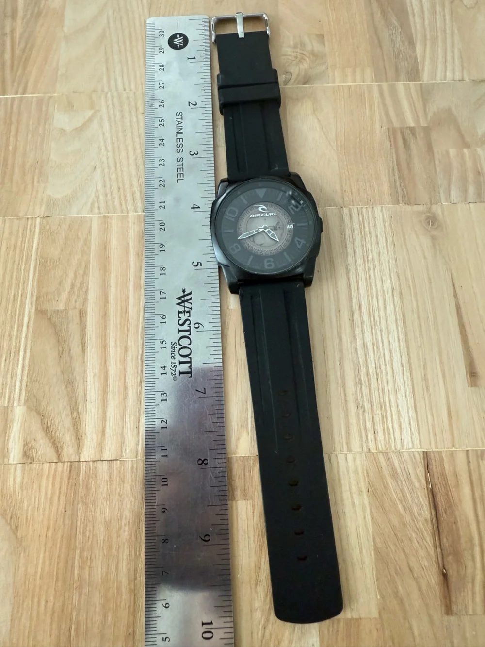 Rare rip curl undercover midnight black surf watch NEW BATTERY
